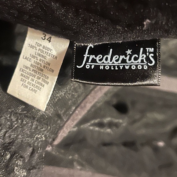 Frederick’s of Hollywood Satin Corset Lace Size 34 - Picture 6 of 7